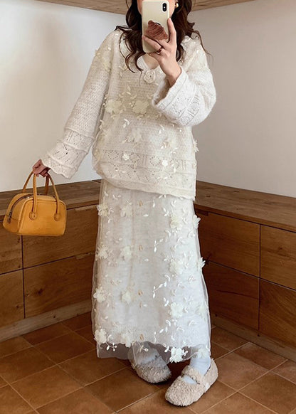 Beige-farbene Patchwork-Strick-Zweiteiler mit floralem Muster und Lochmuster, Frühling