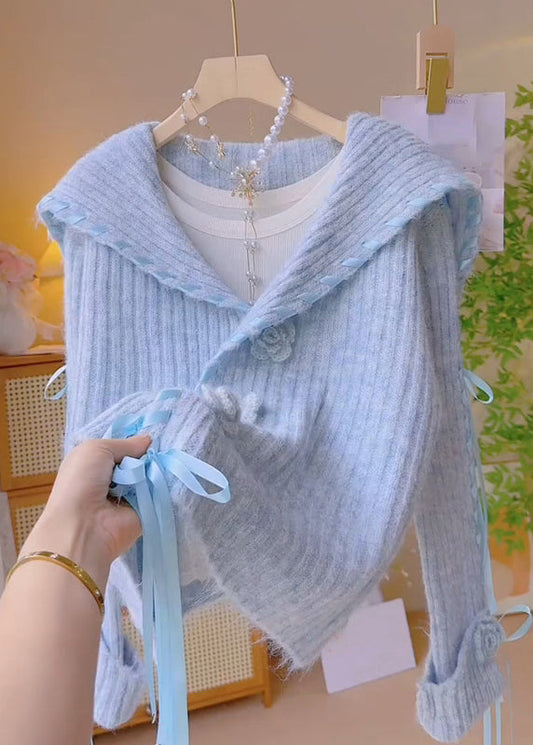 Frühlings-Strickmäntel mit Blumenmuster, blauem Peter-Pan-Kragen und Schnürung