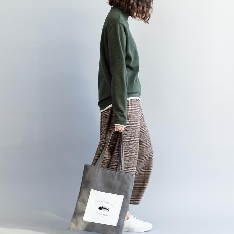 Für den Frühling armeegrüne Strickoberteile übergroße Strickwaren mit hohem Hals