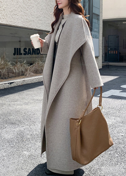 Französisch-aprikosenfarbene, übergroße Wollmäntel mit Peter-Pan-Kragen für den Winter