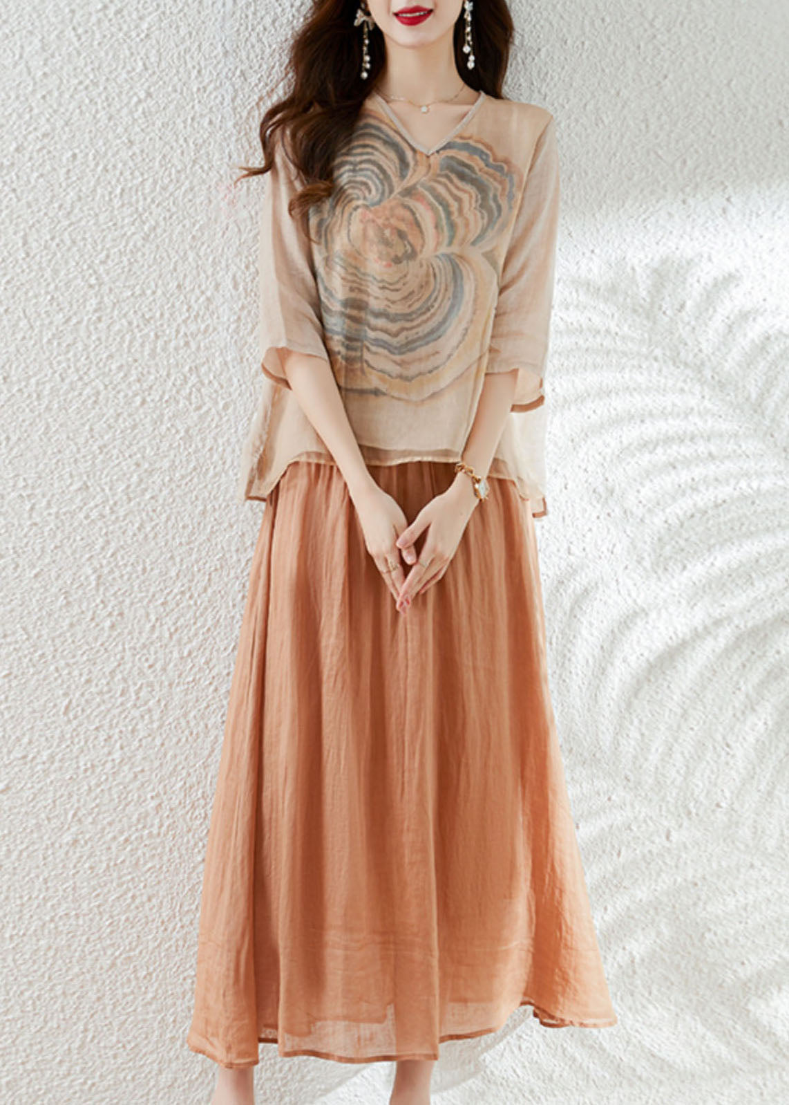 Conjunto de dos piezas de top y falda de algodón con cuello en V y estampado de patchwork de albaricoque francés para verano