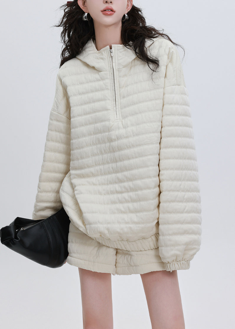 Zweiteiliges Set in übergroßem, französischem Beige mit Kapuze, gefüttert mit feiner Baumwolle, für den Winter