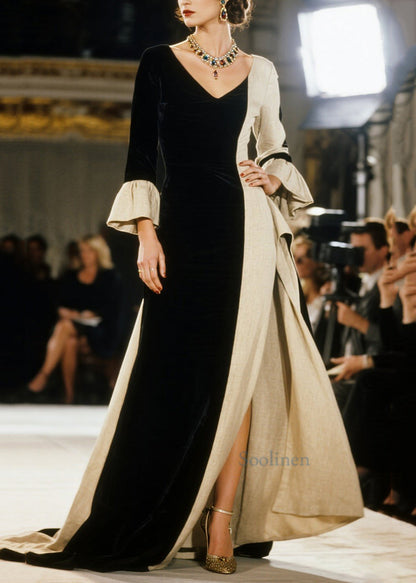 Französisches schwarzes asymmetrisches Patchwork-Abendkleid mit seitlichem Schlitz und ausgestellten Ärmeln