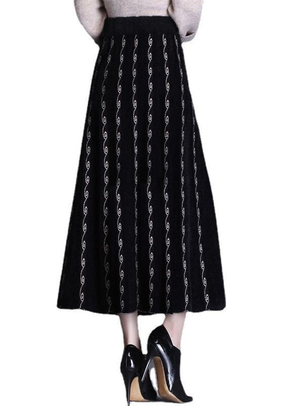 Französischer schwarzer bestickter Nerzhaar-Strickrock für den Winter