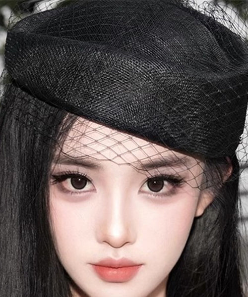 Sombrero cloche francés de malla negra con patchwork