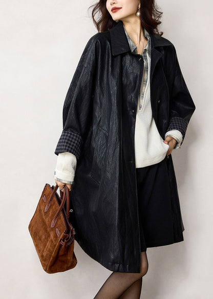 Französischer schwarzer Oversize-Karo-Kunstleder-Trenchcoat Winter