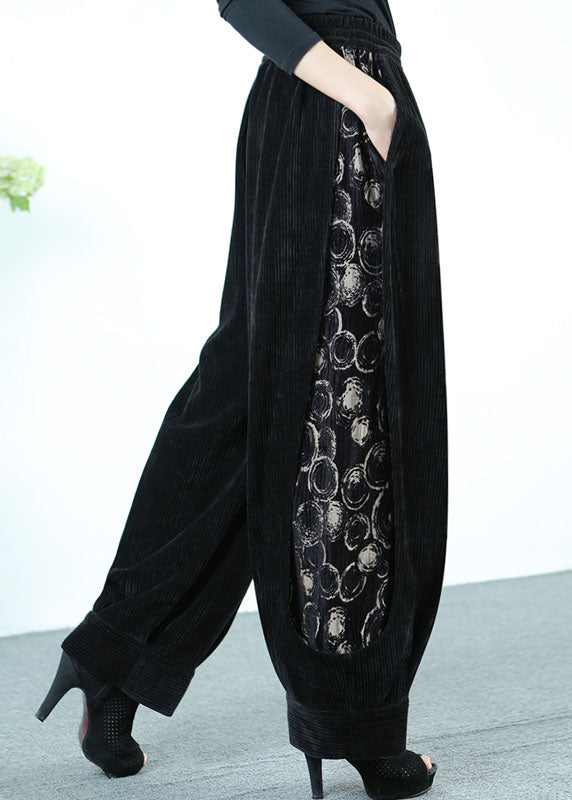 Französische schwarze Cordhose mit Patchwork-Print für den Winter