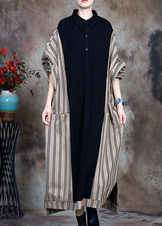 Französisches schwarzes Patchwork-Pulloverkleid mit gestreiften Knöpfen
