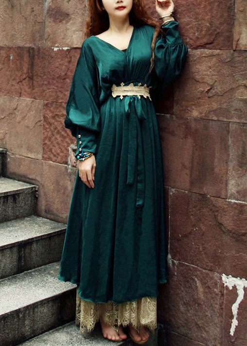 Französisches schwarzgrünes V-Ausschnitt-Spitzen-Patchwork-Maxikleid aus Seide mit Fledermausärmeln