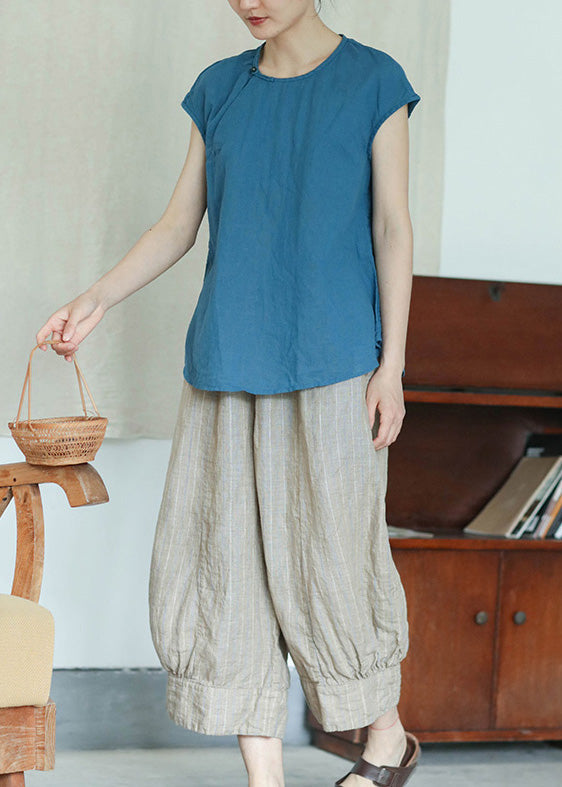 Camiseta de lino con cuello redondo y botones de patchwork azul francés, manga corta