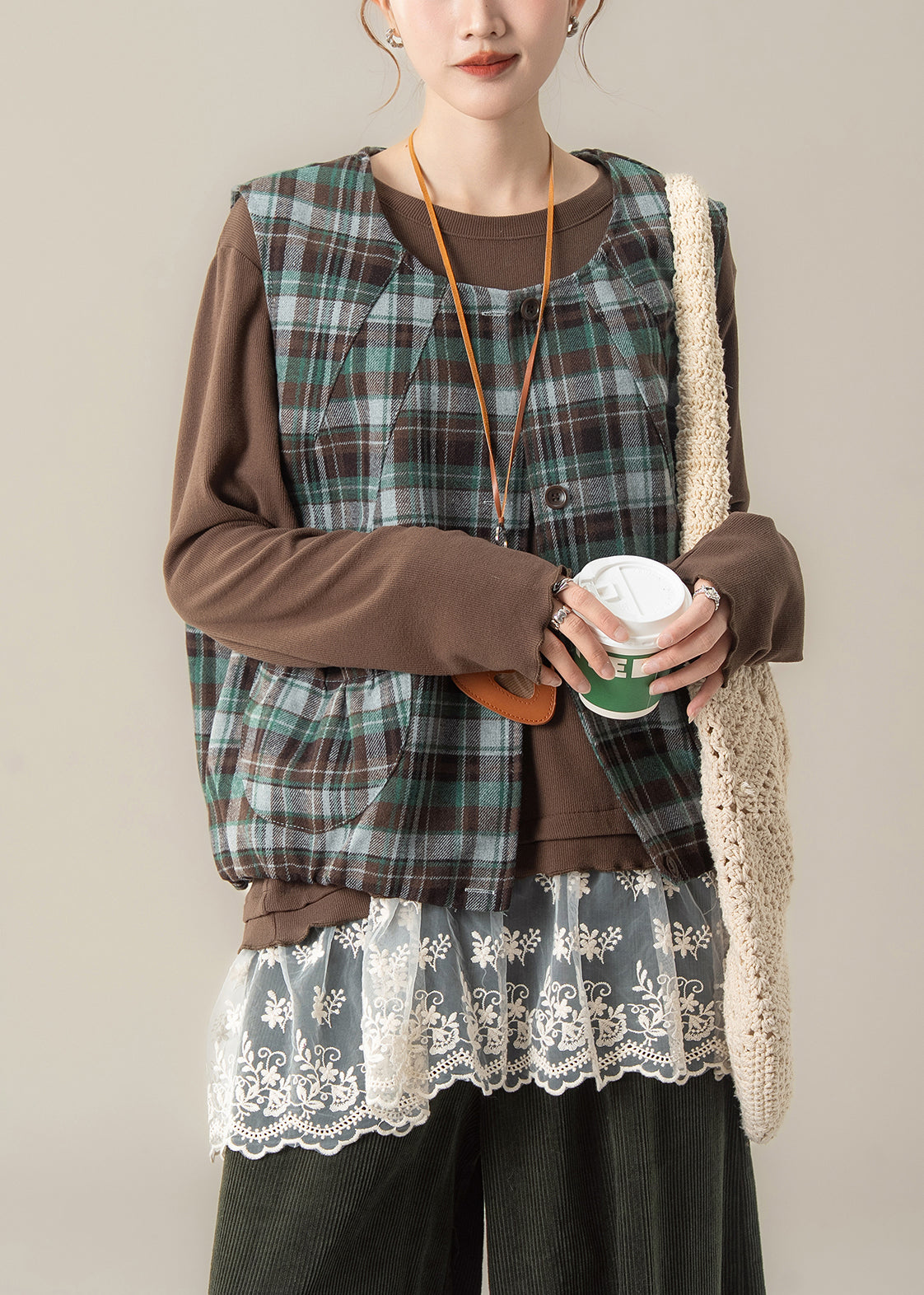 Suéter de encaje con patchwork extragrande de color marrón francés para primavera