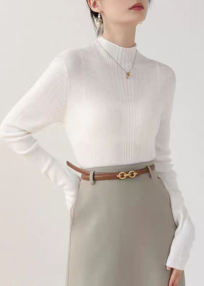 Suéter de punto ajustado con cuello alto y color café francés para primavera