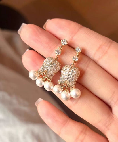 Ohrhänger aus französischem Gold und Kupfer mit Zirkonperlen und Maiglöckchenmotiv