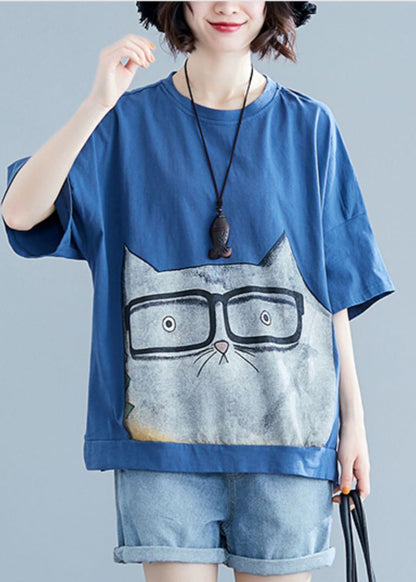 Französisches hellblaues Tanktop mit O-Ausschnitt und seitlich offener Figuraufdruck, kurze Ärmel