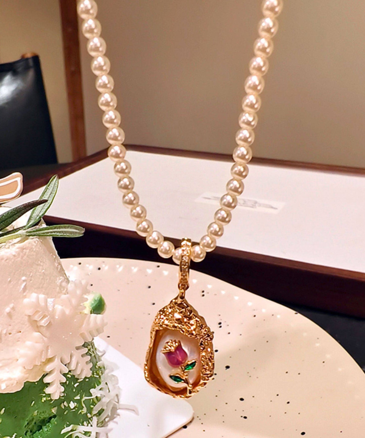 French Rose Gold Copper Overgild Rose Pearl Beading Pendant Necklace