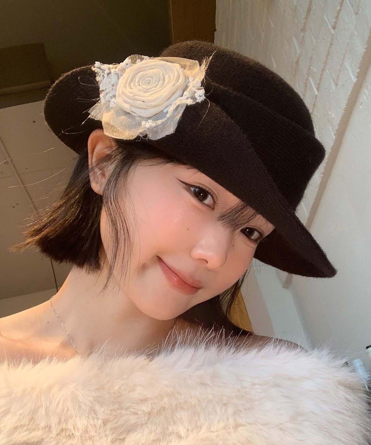 French Style Black Floral Knit Cloche Hat