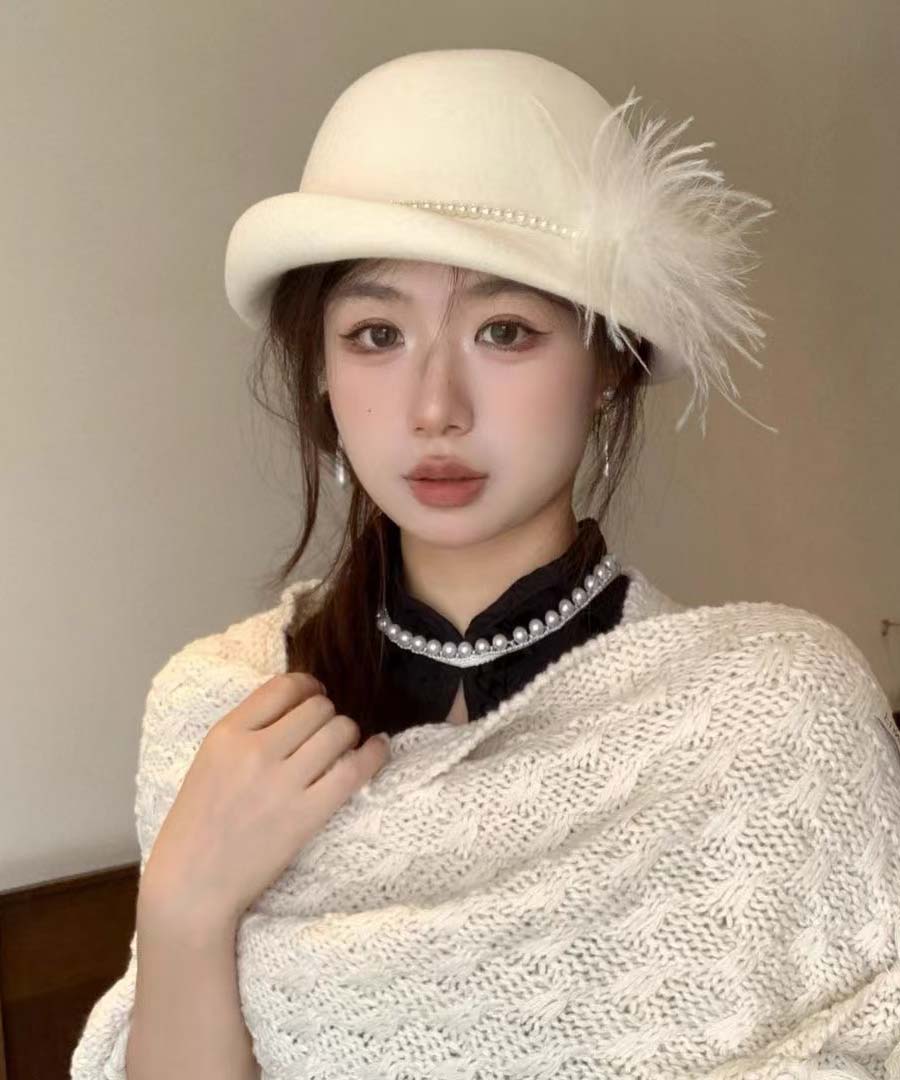 French Style White Nail Bead Feather Woolen Bucket Hat