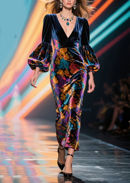 Französisches langes Samtkleid mit V-Ausschnitt, Patchwork-Print und Laternenärmeln