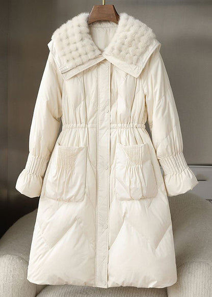 Parka larga de invierno francesa blanca con cuello marinero y bolsillos de patchwork