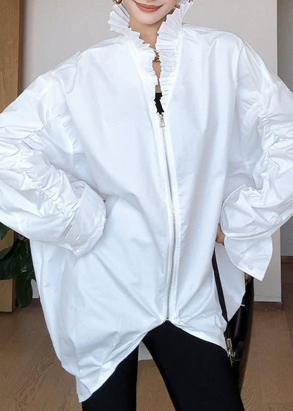 Französisches weißes Hemd mit Stehkragen, gerafftem Patchwork-Design, Reißverschluss und Fledermausärmeln