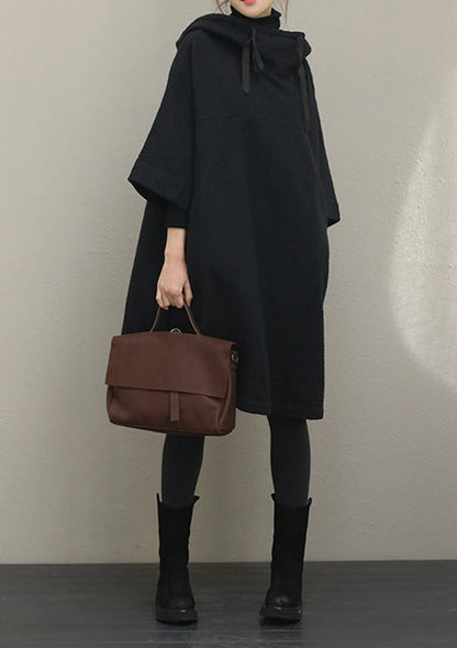 Französische schwarze Baumwolle Omychic Catwalk Kapuzen Halbarm Kleider