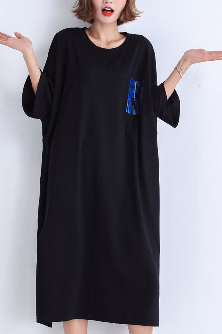 Französisches Leinen-Outfit mit seitlich offenem Rundhalsausschnitt und schwarzen Ärmeln aus dem 18. Jahrhundert, Alltagskleid, Sommer