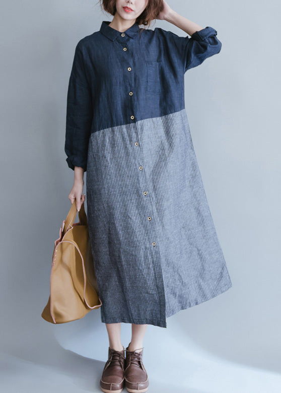 Französische Patchwork-Baumwollgarderoben, Einbauarbeit, blau gestreifte Baumwollroben, Frühlingskleid