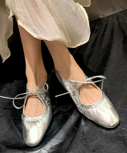 Zapatos planos de piel sintética con cordones dorados para mujer