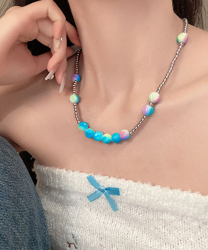 Collar de cuentas de aleación de color azul degradado con cuentas gratificadas