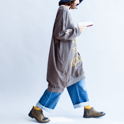 Graues Baumwollkleid mit Rosendruck und Reißverschluss am Saum, Oversize-Kleid