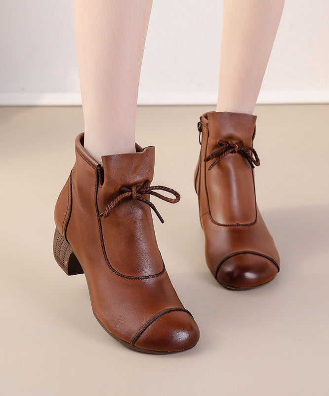 Grüne Stiefel mit klobigem Absatz und einzigartigem Spleißstiefel aus Rindsleder