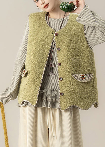 Conjunto de dos piezas de chaleco y top de piel sintética con botones verdes sin mangas