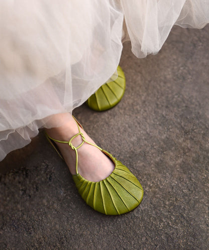 Green Cowhide Leather Water Sandals Hollow Out Wrinkled