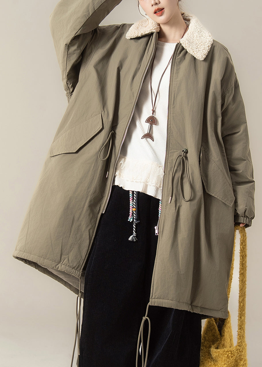 Parkas maxi lisas con cremallera y cordón verde con mangas farol