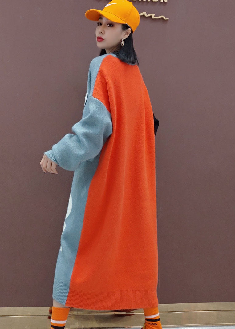 Grauer Patchwork-Grafik-Strickpullover für den Frühling