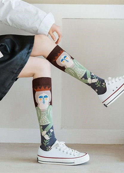 Handgemachte Wadensocken aus Baumwolle mit abstraktem Kunstdruck