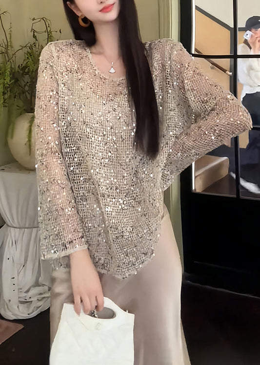 Camiseta de punto con lentejuelas huecas y cuello redondo beige hecha a mano para verano