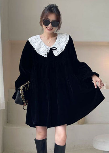 Handgemachtes Schwarzes Patchwork Velours Urlaubskleid Winter