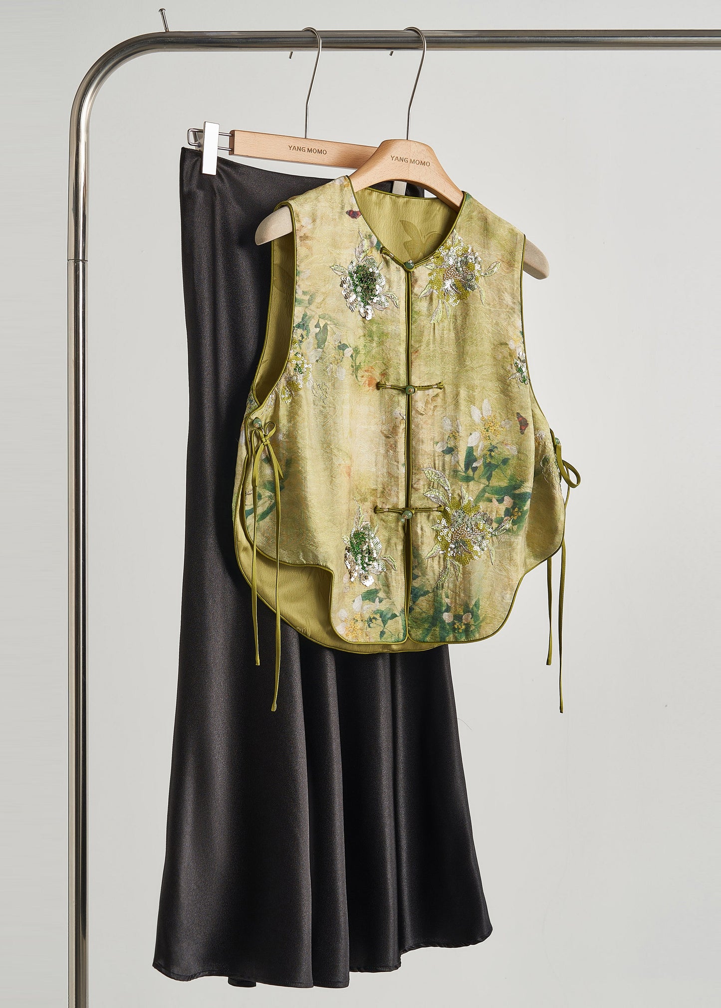 Handmade Grass Green Sequins Embroidered Silk Vests Fall