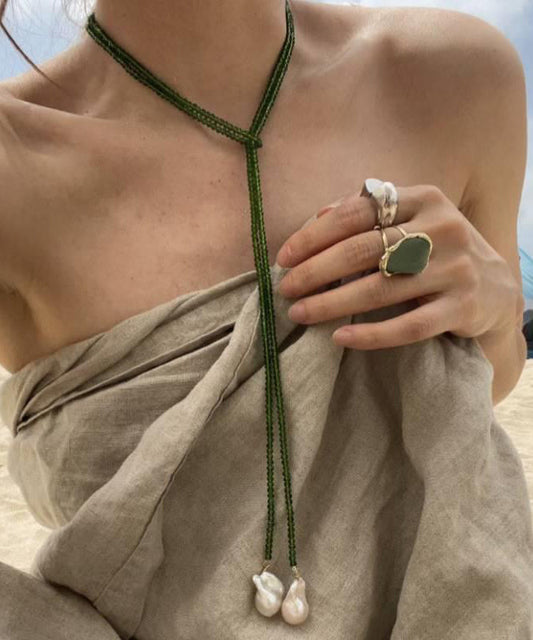 Collar de perlas de cristal de aleación verde hecho a mano con cuentas graduadas
