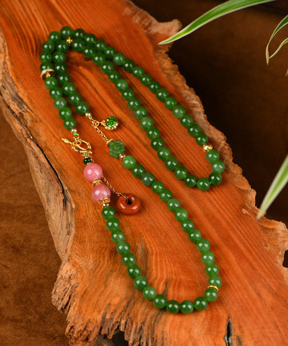 Collar de lazo de ágata de jade dorado en plata de ley verde hecho a mano