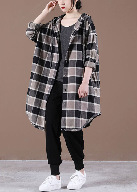 Handgemachtes Khaki Kariertes Kapuzen-Kordelzug-Knopf-Herbstshirt