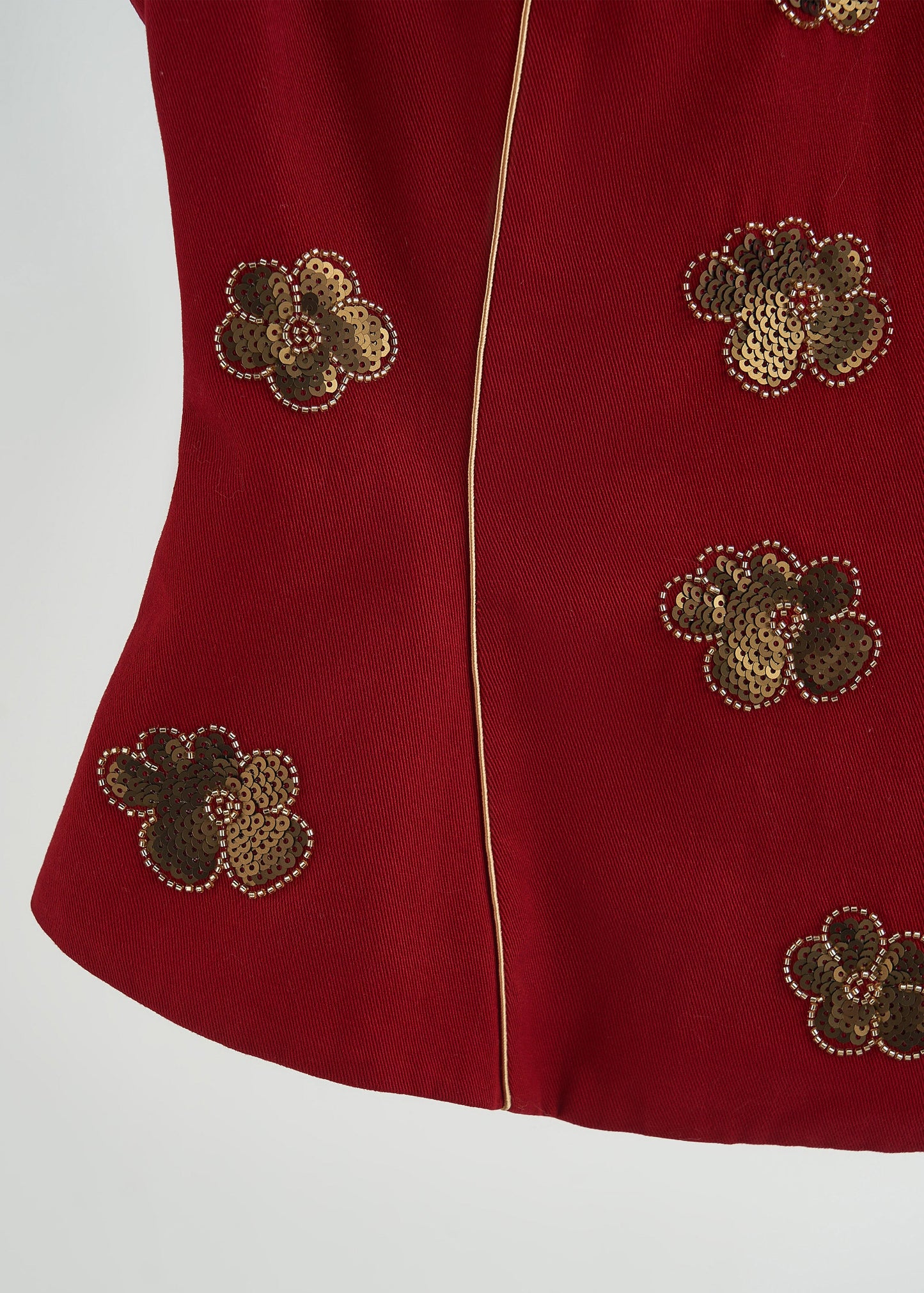 Chalecos de algodón con lentejuelas y flores de cuello mandarín de morera hechos a mano para primavera