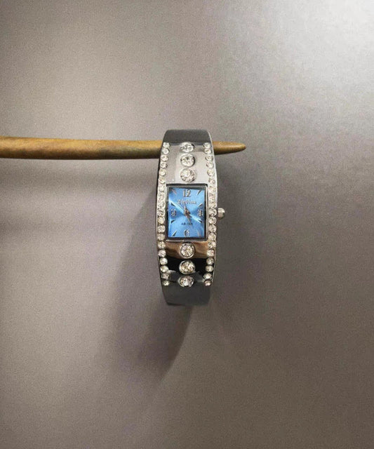 Relojes de aleación de circonita morada hechos a mano