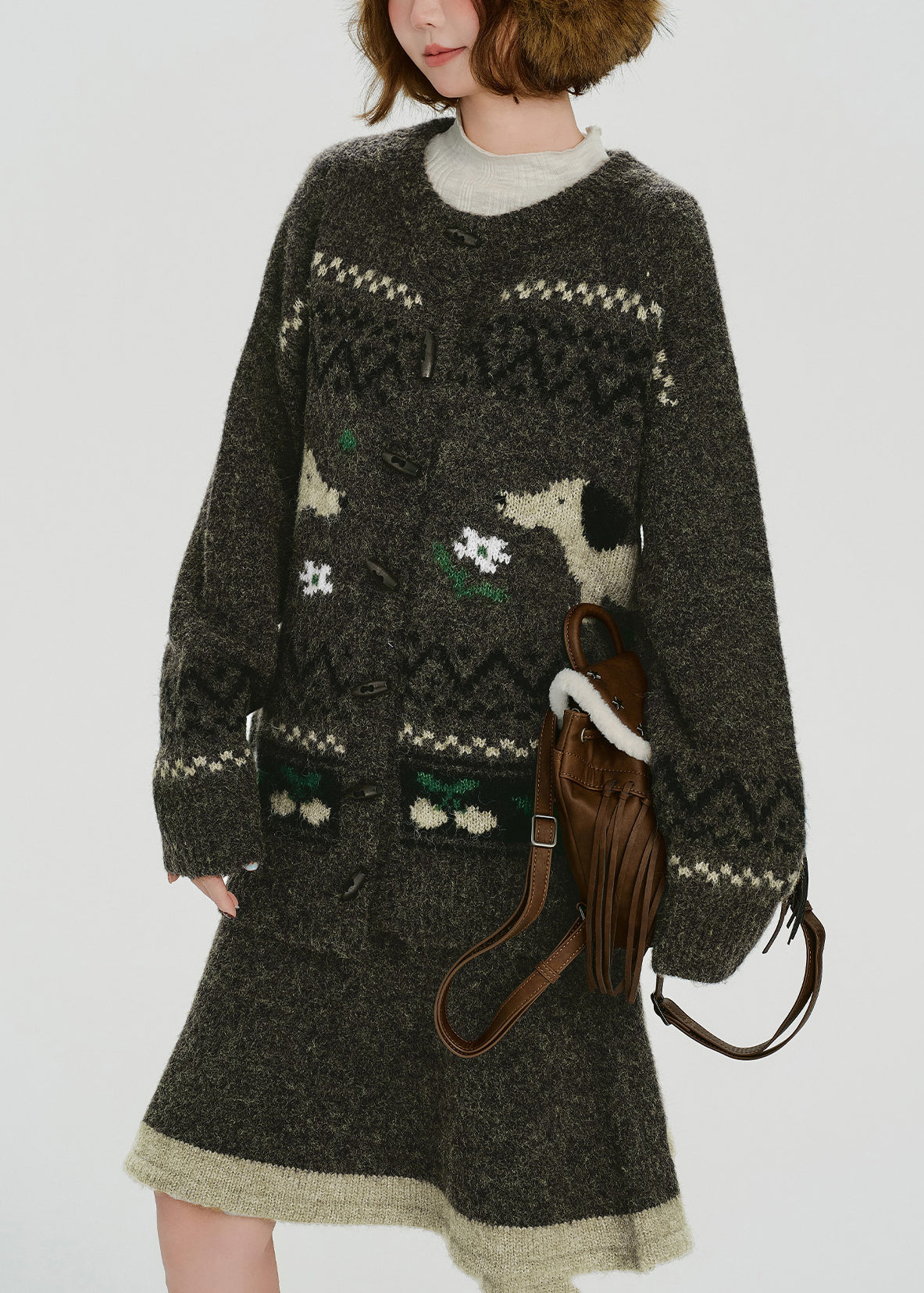 Conjunto de dos piezas de punto jacquard para perro verde té hecho a mano, primavera