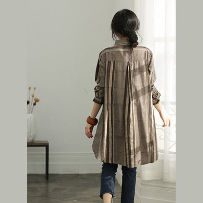 Handgemachte grau schokoladengestreifte Baumwollkleidung für Frauen in Übergrößen Hemden Button Down Kniehemd