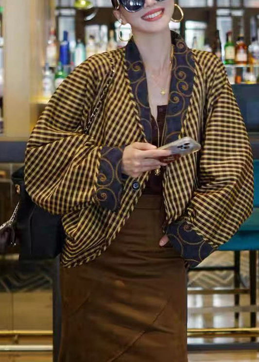 Italienischer schwarzer Baumwollmantel mit beidseitiger Stickerei und Fledermausärmeln