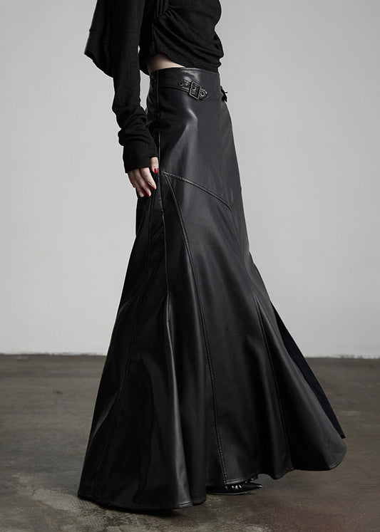 Italienische schwarze Nietenröcke mit hohem Bund und Patchwork-Design aus Kunstleder für den Winter