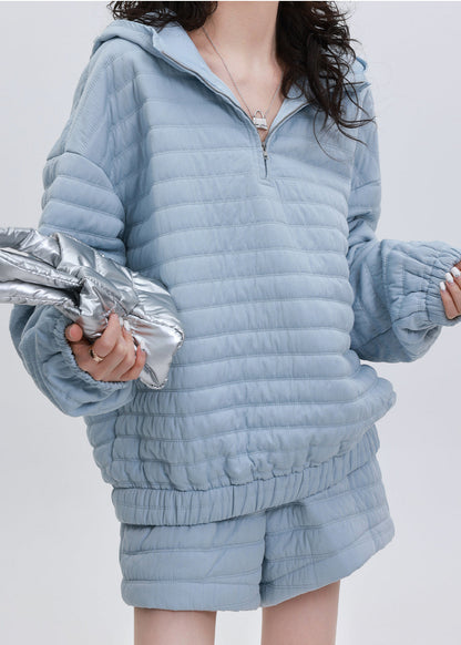 Italienisches zweiteiliges Set mit Kapuze, blau, gestreift, aus feiner Baumwolle, gefüllt, für den Winter