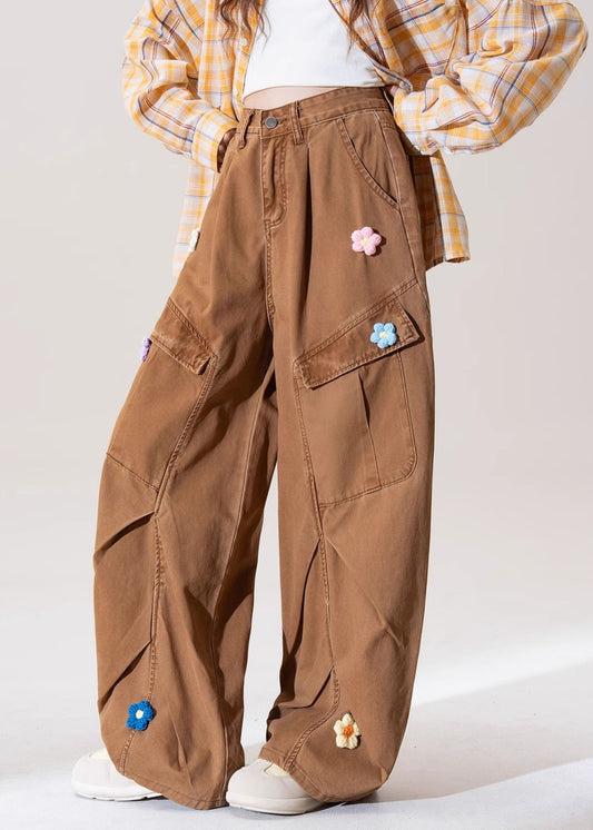 Pantalones rectos de mezclilla con estampado floral y bolsillos de café italiano para primavera